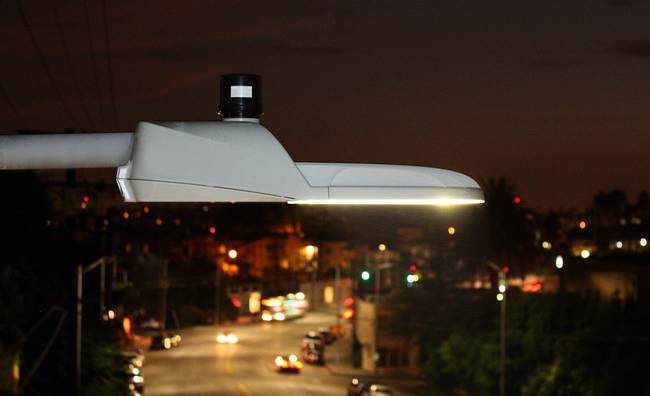 Purchasing LED street lights should choose a professional supplier